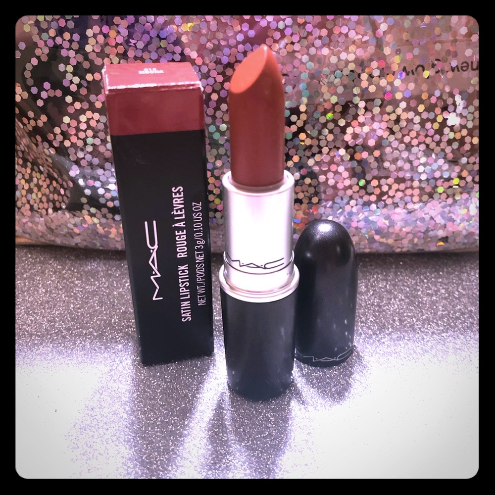 BNIB! MAC Satin Lipstick in Mocha (813)